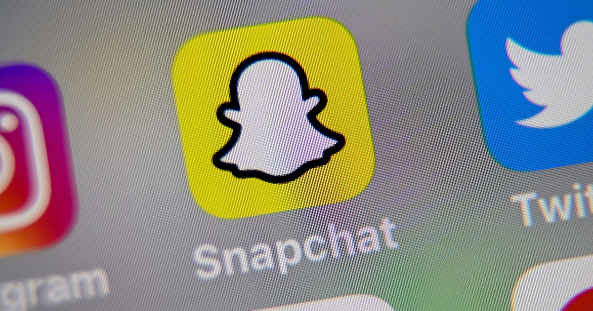 Snapchat logo seo