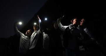 South Africans during blackout SEO